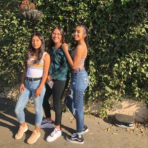 Meet your Posher, Damaris